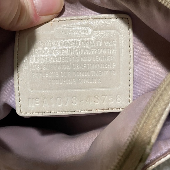 Coach Waverly Hearts CC Logo Patent Leather Swingpack Crossbody Purse Bag - Picture 5 of 9